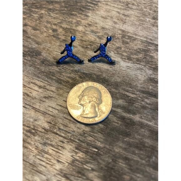 MICHAEL JORDAN SILVER - PLATED PAIR STUD EARRINGS SILVER BLUE JUMPMAN JUMP MAN - Picture 3 of 6
